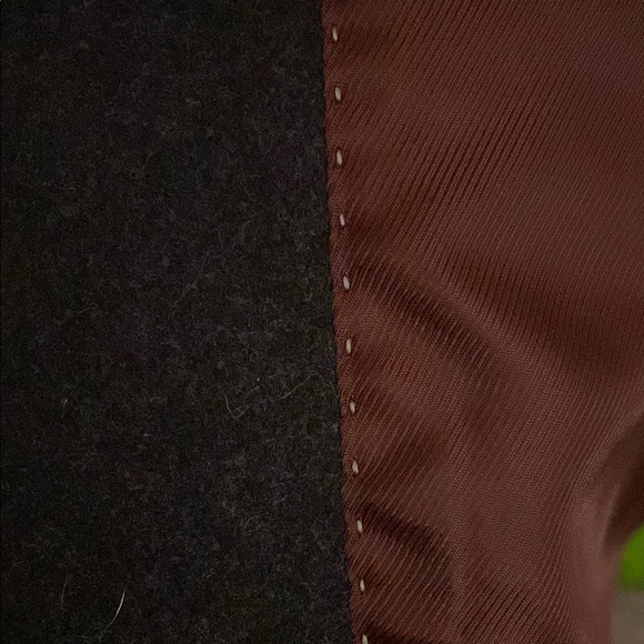 Excellent condition Jean-Paul Germain Paris men’s overcoat in 56R. - Picture 8 of 10